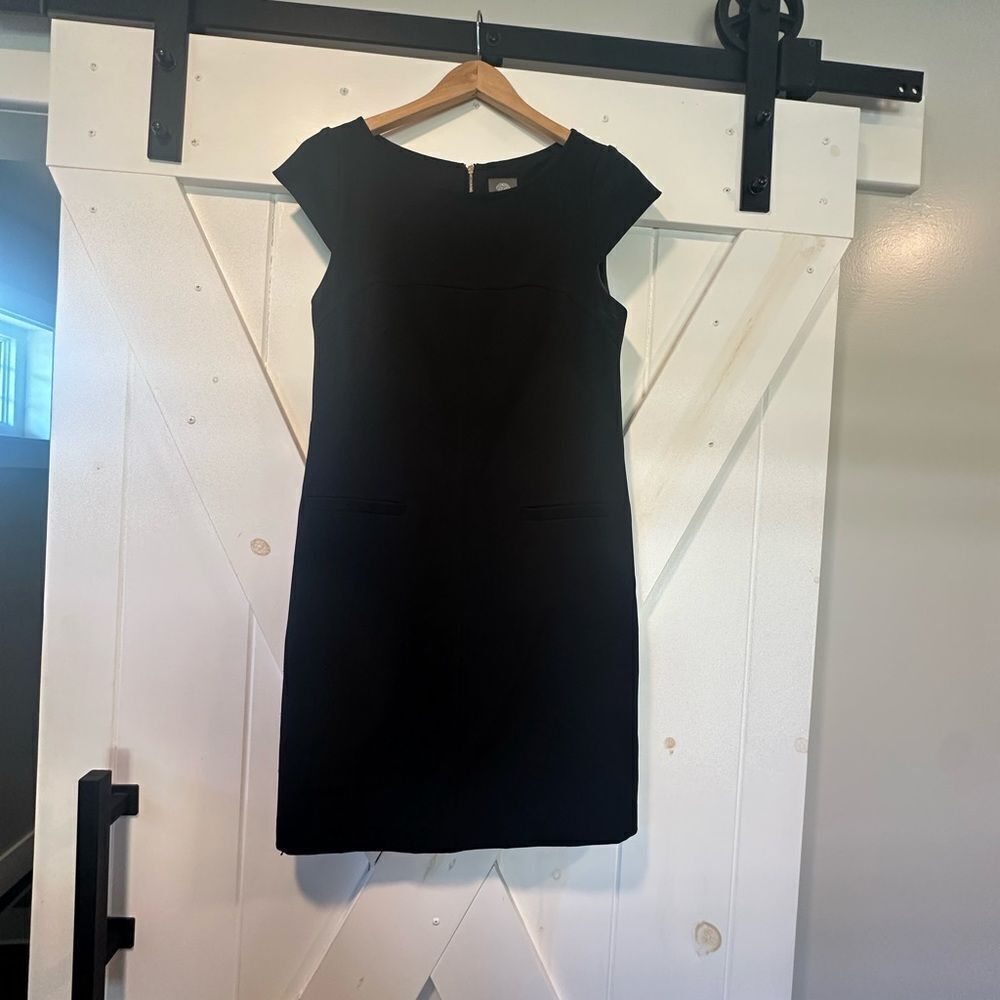 Vince Camuto Womens Short Cap Sleeve Sheath Dress Black Size 4 Pockets VC5M9838